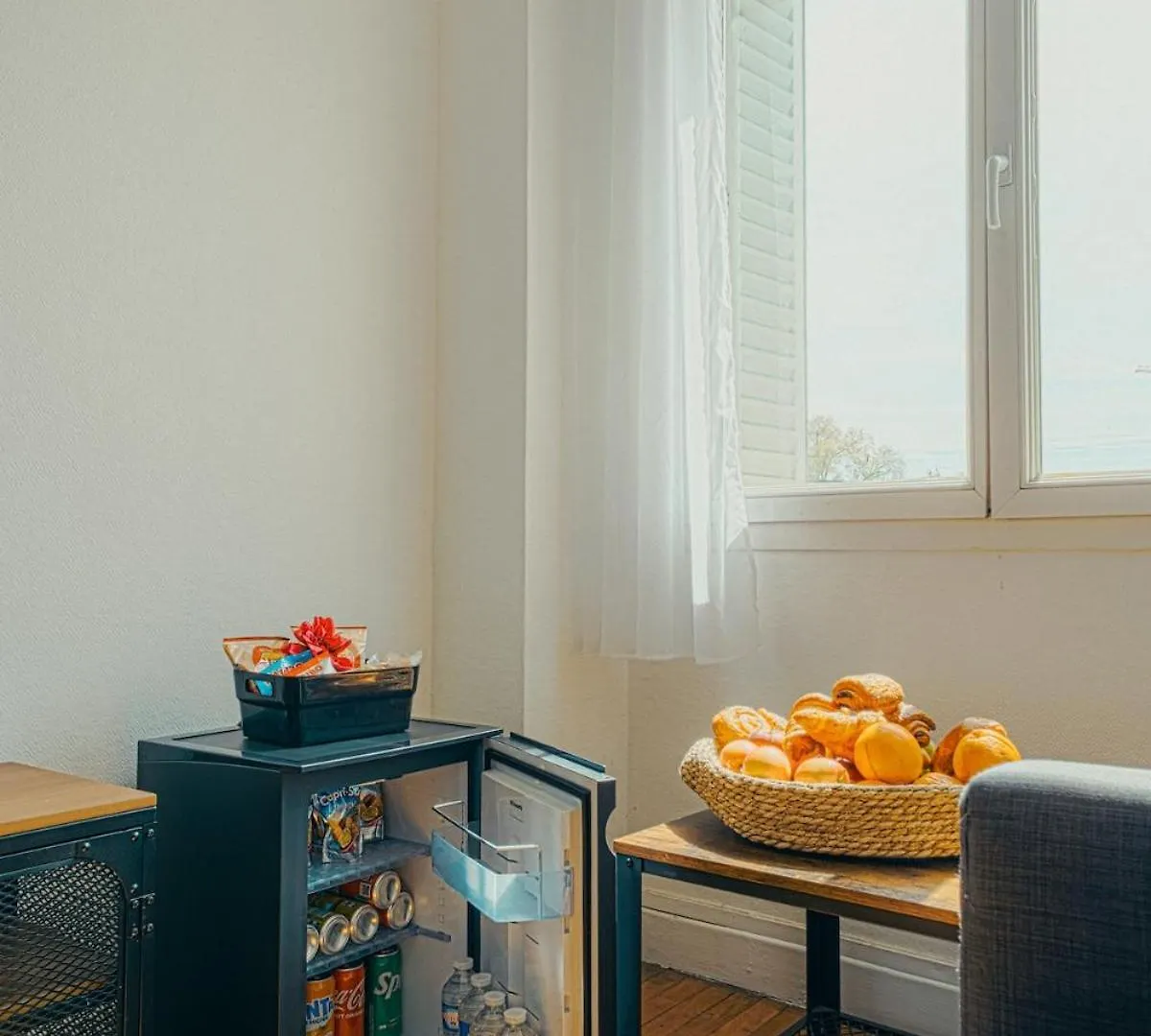 Le Cocon Logement Pour 6 Et 1 Bebe Villeurbanne
